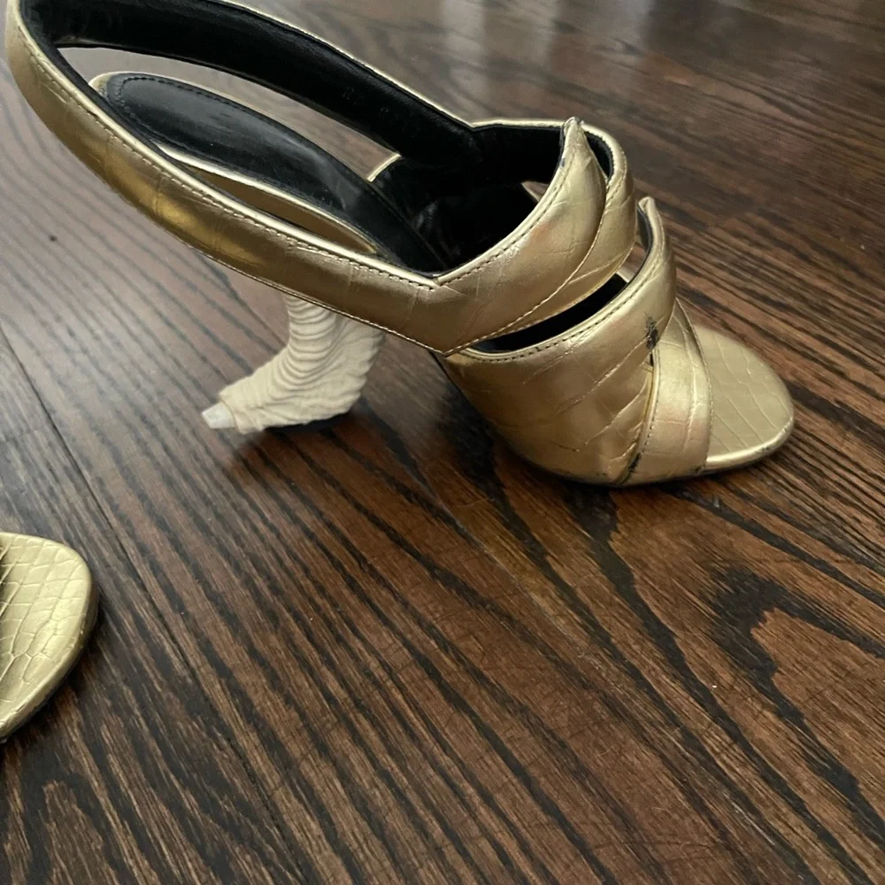 Givenchy Gold Croc-Embossed Heels - Picture 5 of 11